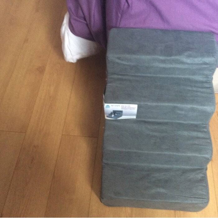 Grommit High Density Foam 4 Step Pet Stair