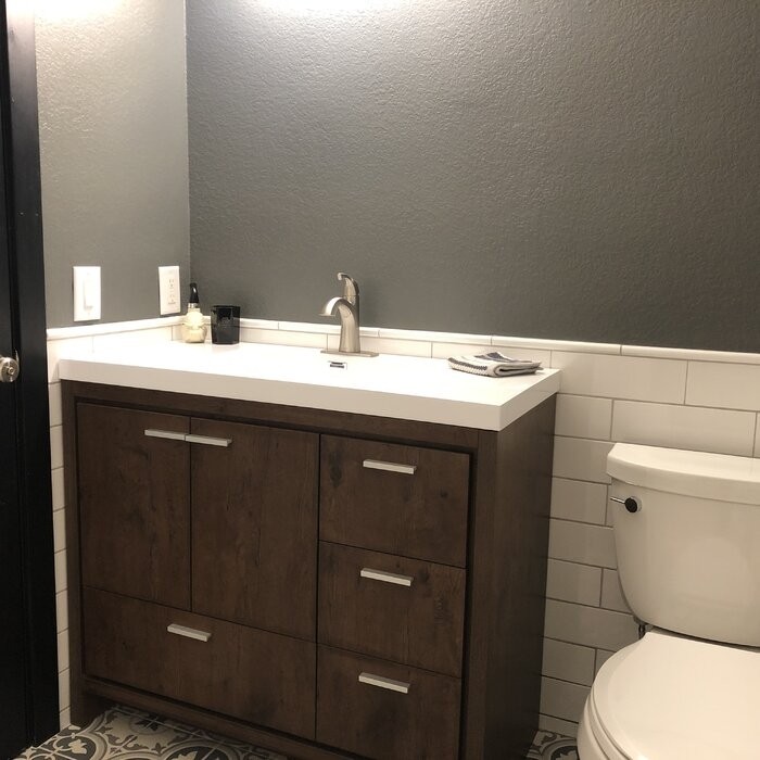 Harger Free Standing Modern 42" Rectangular Single Bathroom Vanity Set