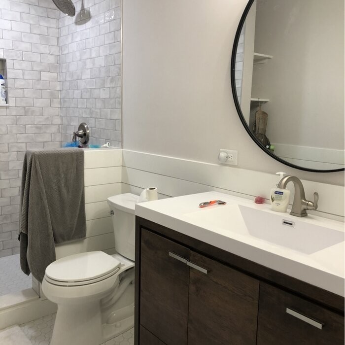 Harger Free Standing Modern 42" Rectangular Single Bathroom Vanity Set