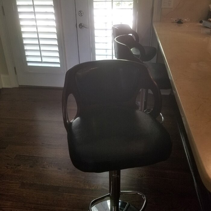 Hartung Swivel Adjustable Height Stool