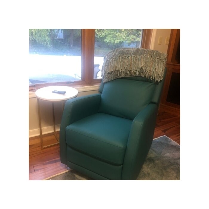 Haug 26.5'' Wide Manual Swivel Recliner