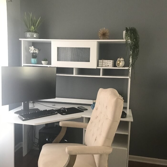 Hillsdale Reversible Corner Desk with Hutch