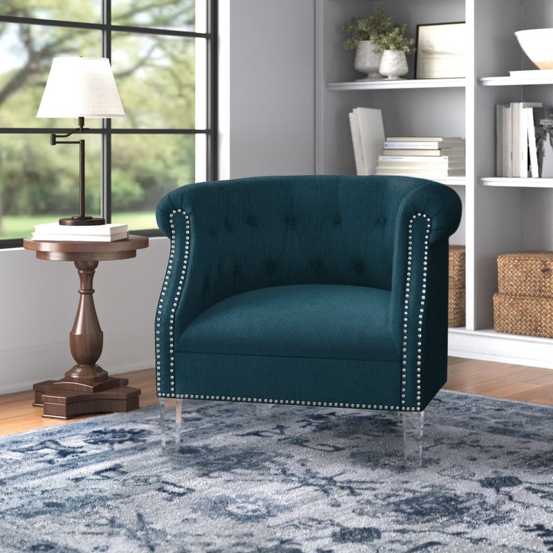 Huntingdon 34'' Wide Tufted Chesterfield Chair
