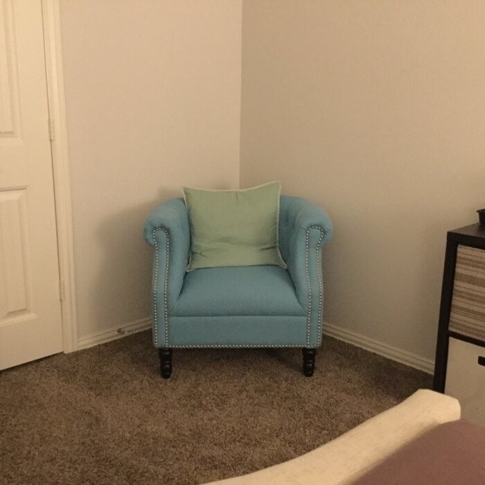 Huntingdon 34'' Wide Tufted Chesterfield Chair