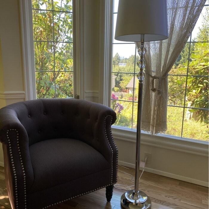 Huntingdon 34'' Wide Tufted Chesterfield Chair