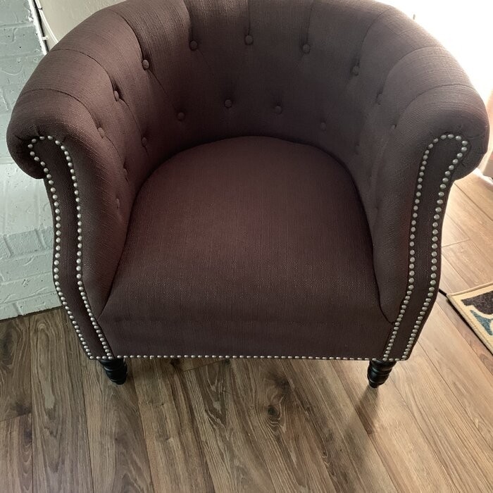 Huntingdon 34'' Wide Tufted Chesterfield Chair
