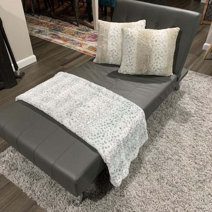 Ippolito Chaise Lounge