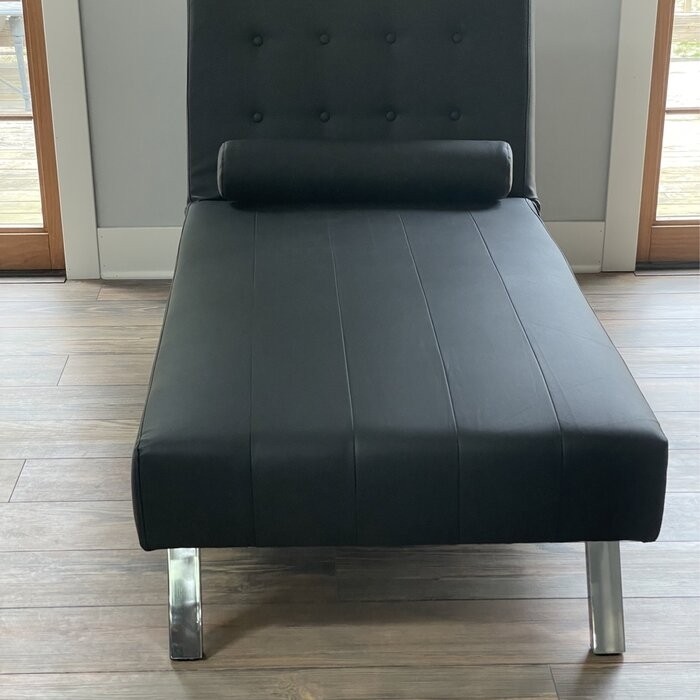 Ippolito Chaise Lounge