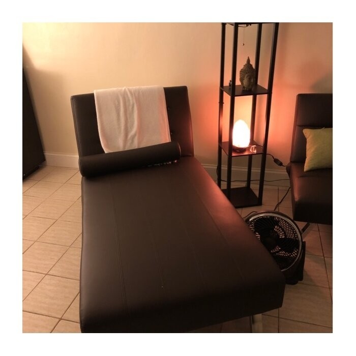 Ippolito Chaise Lounge