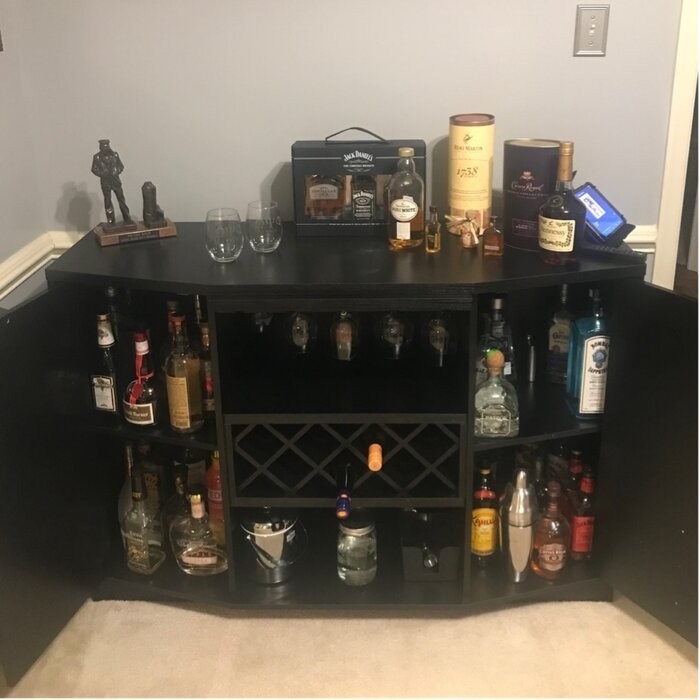 Isabell Bar with Wine Storage