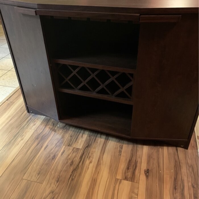 Isabell Bar with Wine Storage