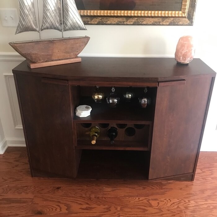 Isabell Bar with Wine Storage