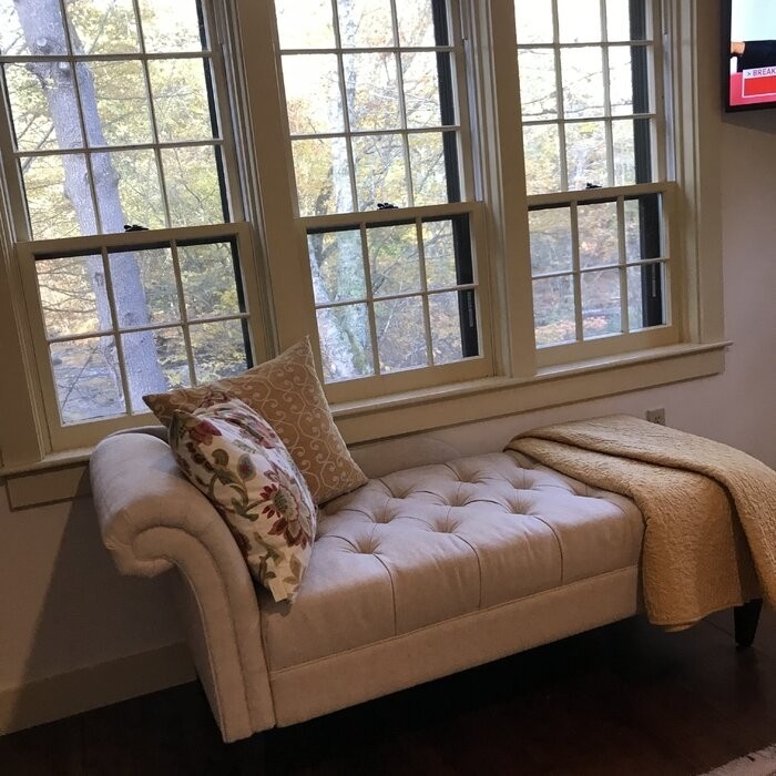 Jeppesen Tufted Right/Left-Arm Chaise Lounge