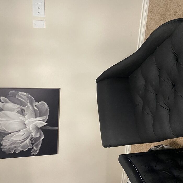 Jeppesen Tufted Right/Left-Arm Chaise Lounge