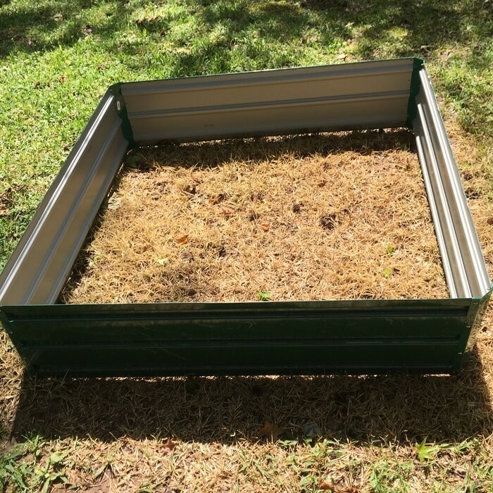 Kadyn 4 ft x 4 ft Galvanized Steel Raised Garden Bed
