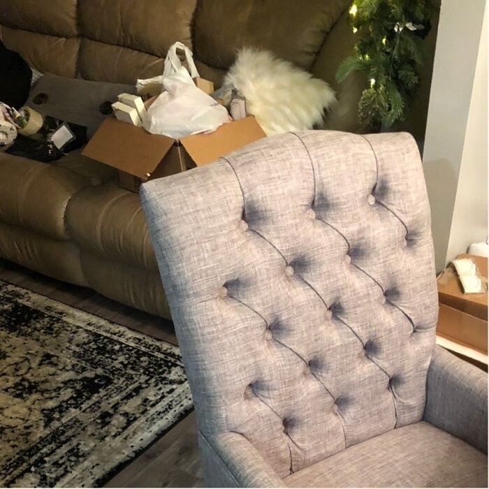 Lila Tufted Linen Arm Chair