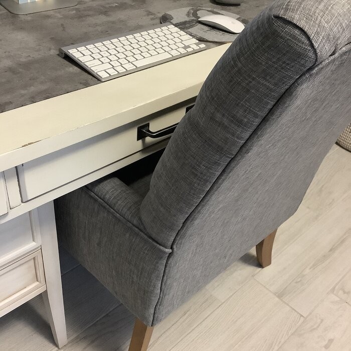 Lila Tufted Linen Arm Chair
