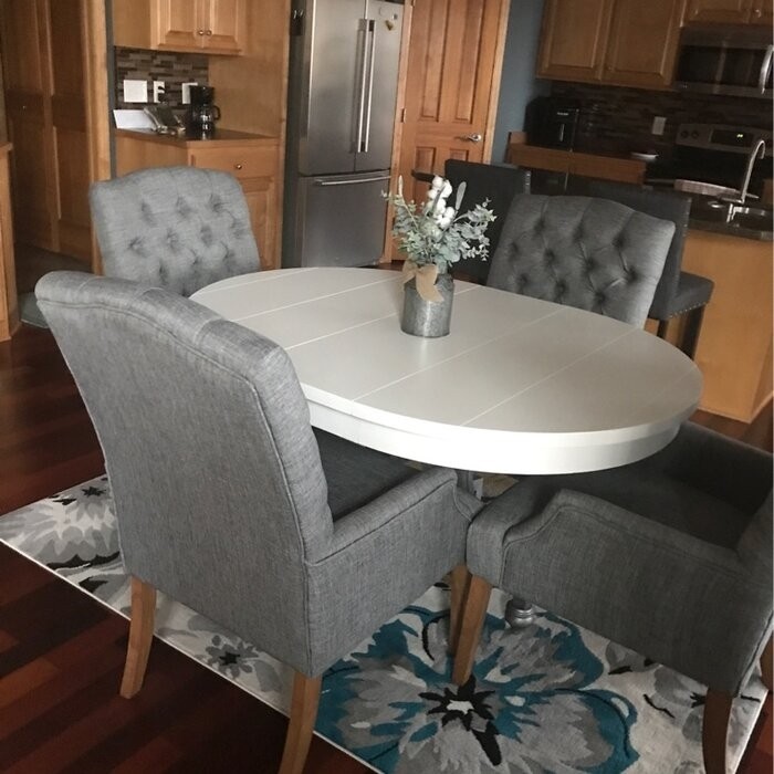 Lila Tufted Linen Arm Chair