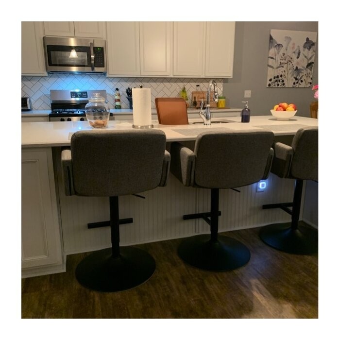 Limpley Stoke Swivel Adjustable HeightBar Stool