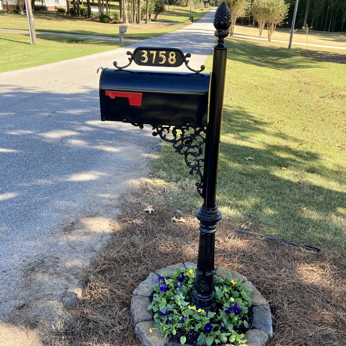 Magnolia Post Mounted Mailbox