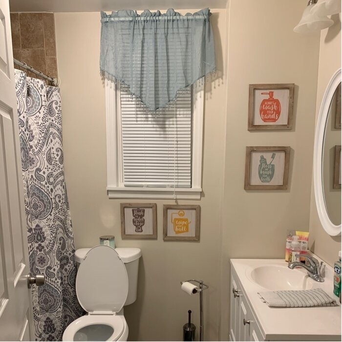 Mardis Solid Color Pointed 51'' Window Valance