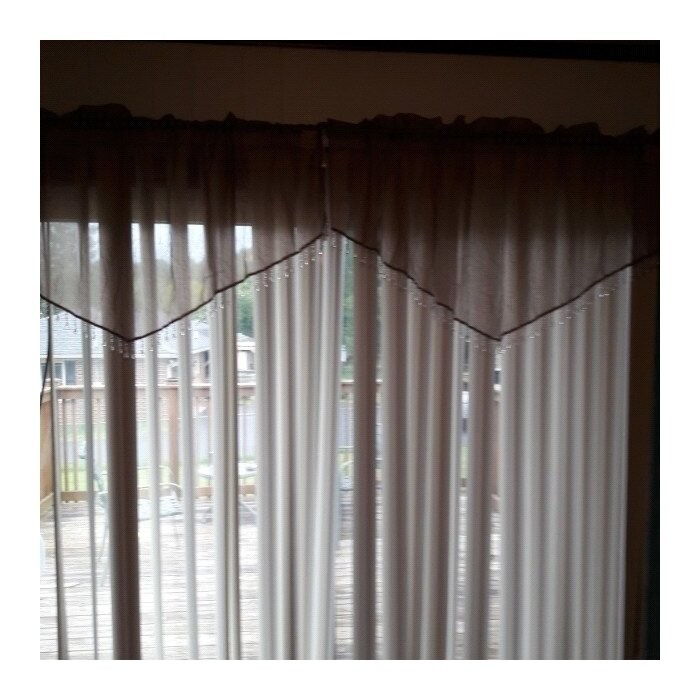 Mardis Solid Color Pointed 51'' Window Valance