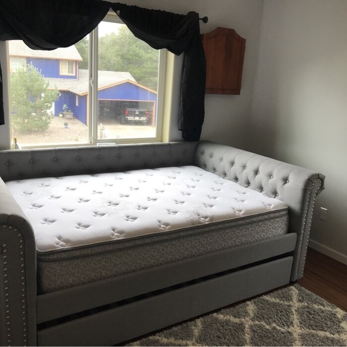 Medford Daybed