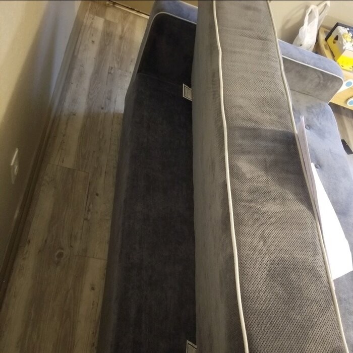Monroe 45.67'' Square Arm Sleeper