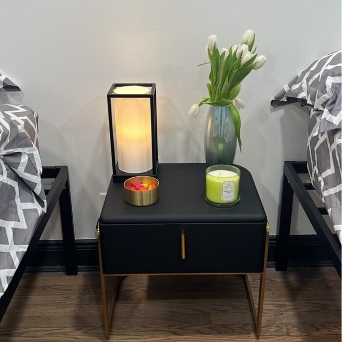 Montego 11.4'' Black Table Lamp with USB