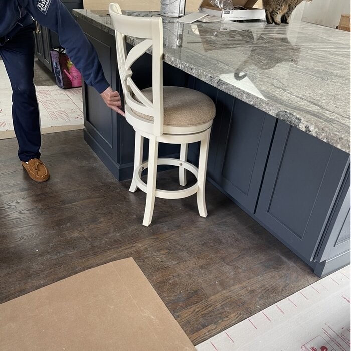 Nasturtium Swivel 26" Counter Stool