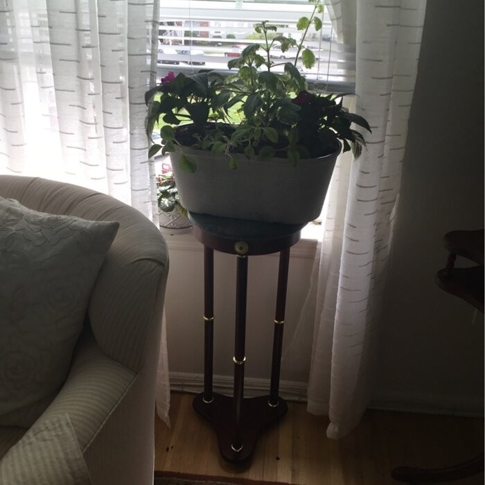 Noack Round Pedestal Marble Plant Stand