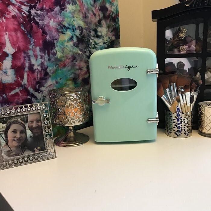 Nostalgia Retro 0.14 Cubic Feet cu. ft. Countertop Mini Fridge