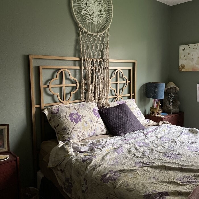 Open-Frame Headboard