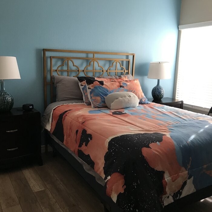 Open-Frame Headboard