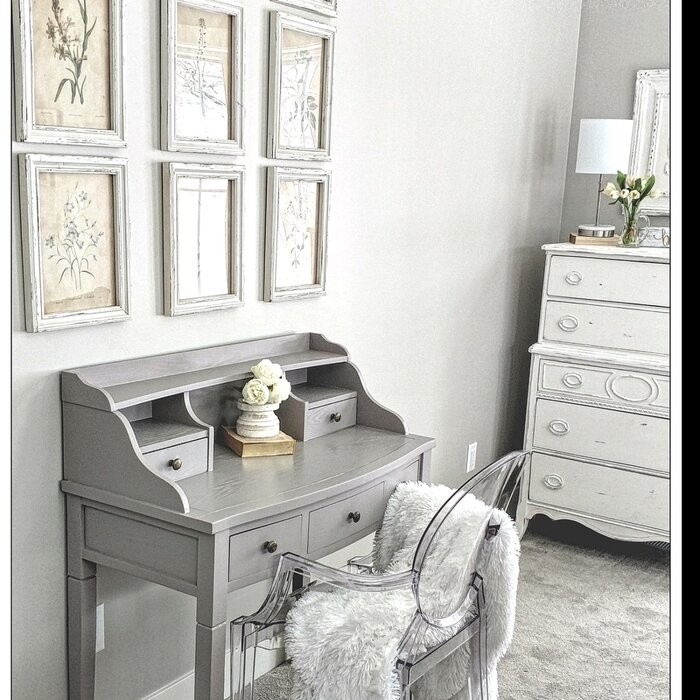 Paignt Secretary Desk with Hutch