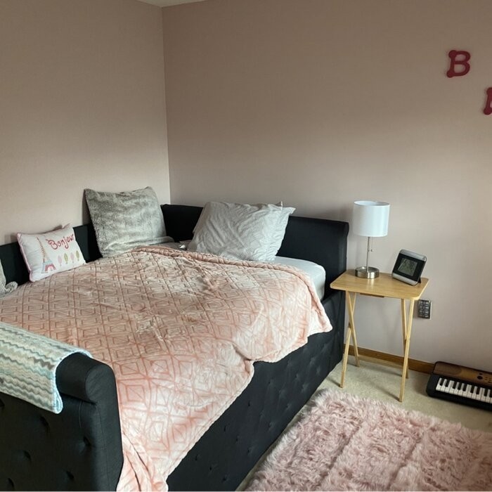 Philomena Daybed