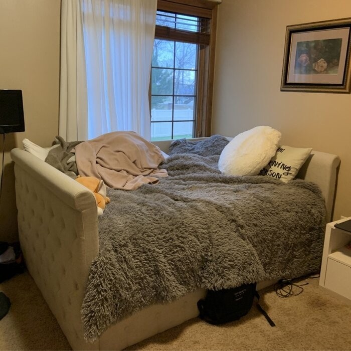 Philomena Daybed
