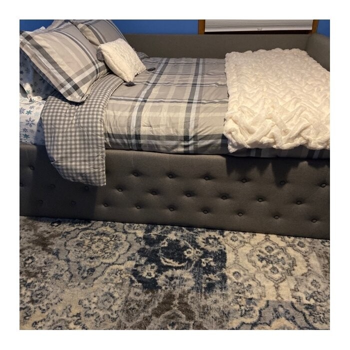 Philomena Daybed