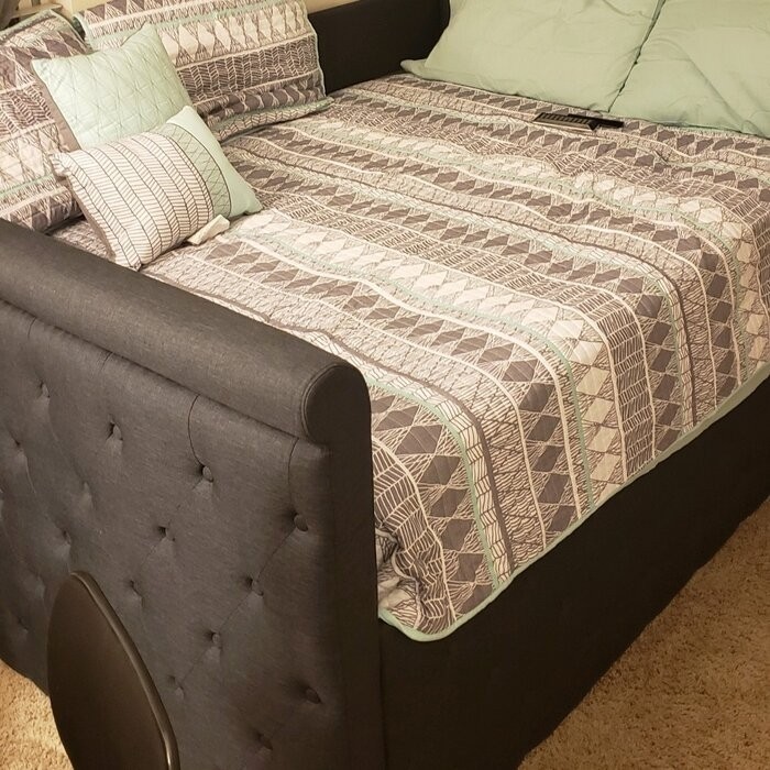 Philomena Daybed