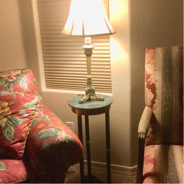Pimms Round Pedestal Marble Plant Stand