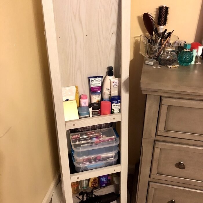 Quakertown 21.3'' Wide Jewelry Armoire with Mirror