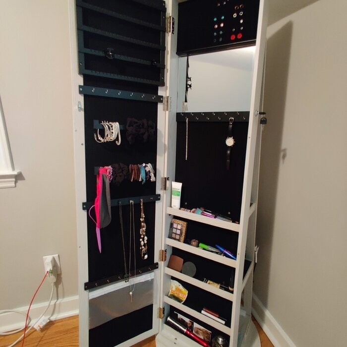 Quakertown 21.3'' Wide Jewelry Armoire with Mirror