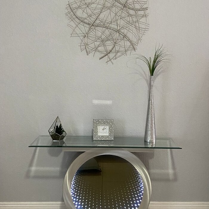 Round Wall Décor