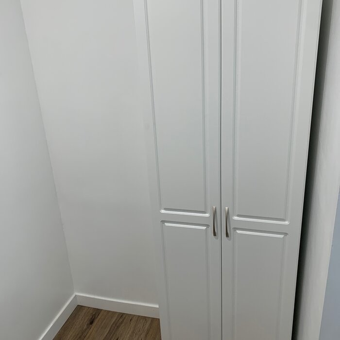 Scholl Armoire