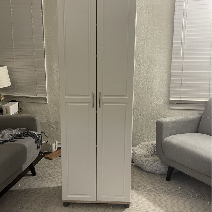 Scholl Armoire
