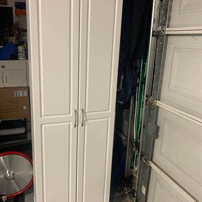 Scholl Armoire