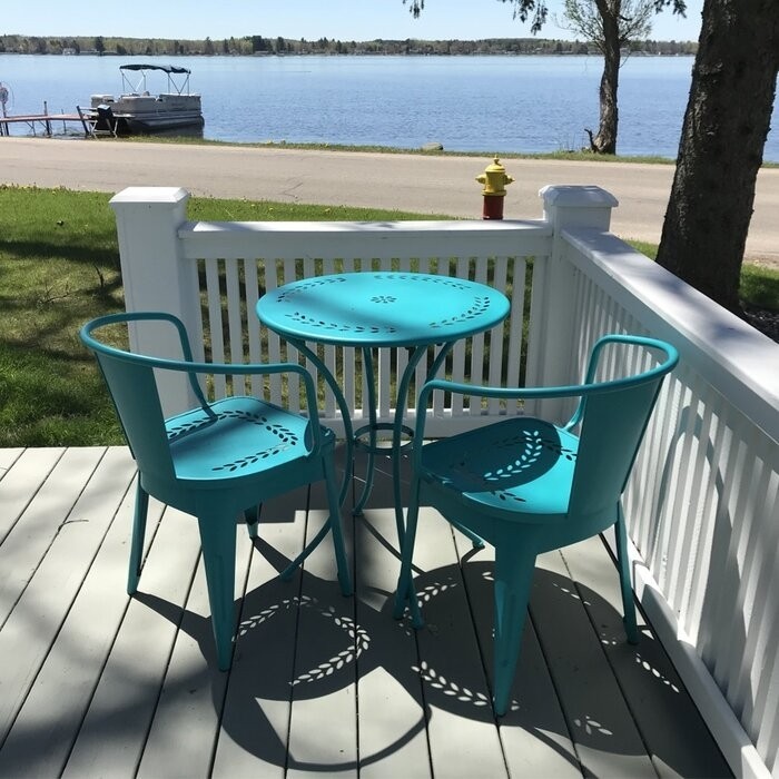Springmont Round 2 - Person 24'' Long Bistro Set