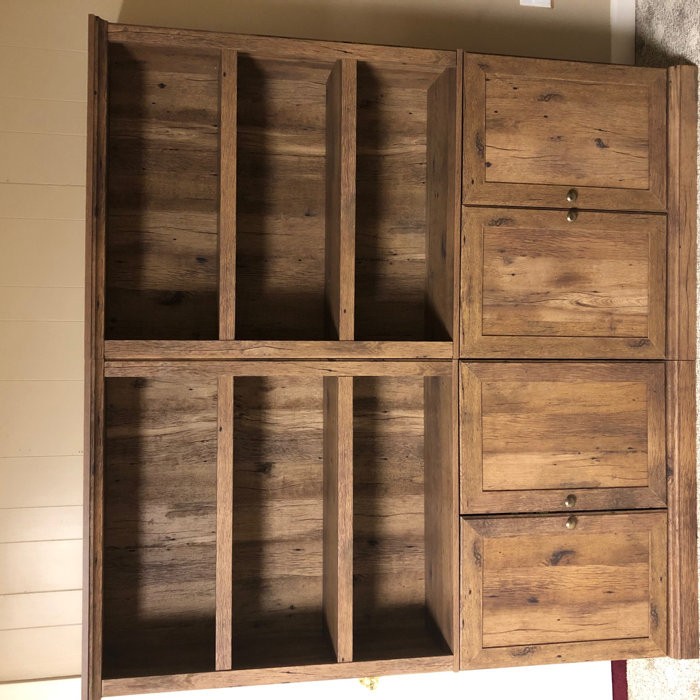 St. Nicholas 69.76'' H x 35.27'' W Standard Bookcase