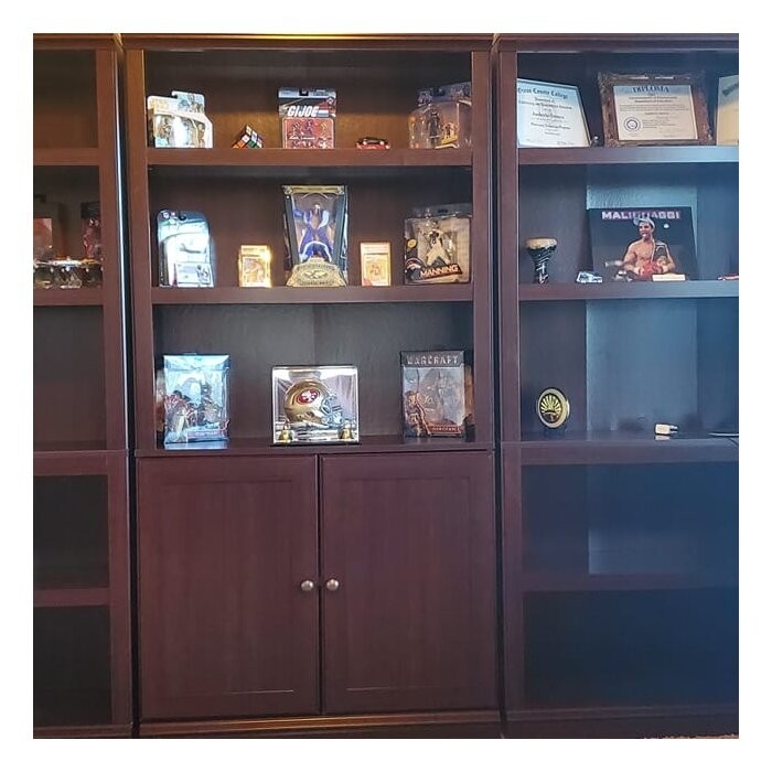 St. Nicholas 69.76'' H x 35.27'' W Standard Bookcase