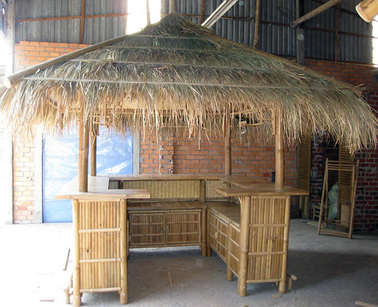 Tahiti Outdoor Bar with Storage